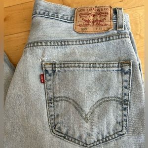 Y2K Vintage Distressed Levis 550 34x30 actual 33x29 Faded Blue Jeans -made in 04